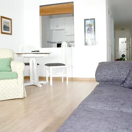 Apartment Lpa Stop *